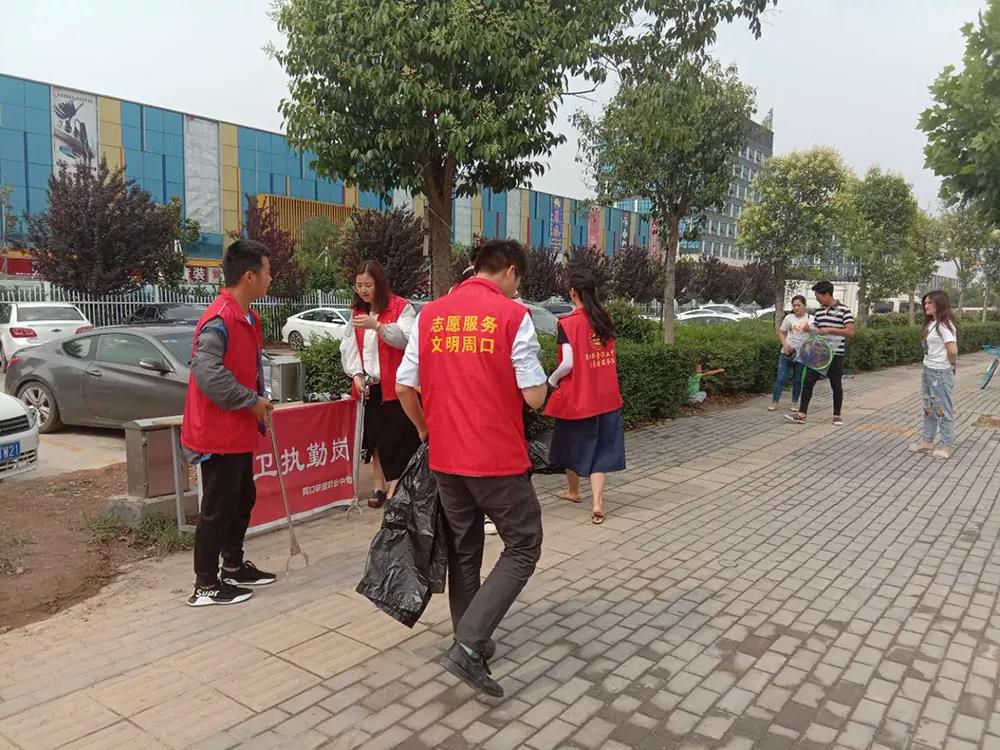 全院师生共参与，坚决打赢创卫攻坚战