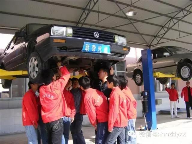 优化汽修教学模式 周口联营保障学子成才