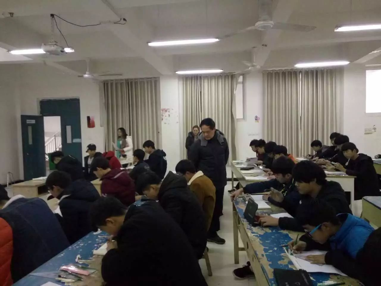 制梦想蓝图，图精彩人生